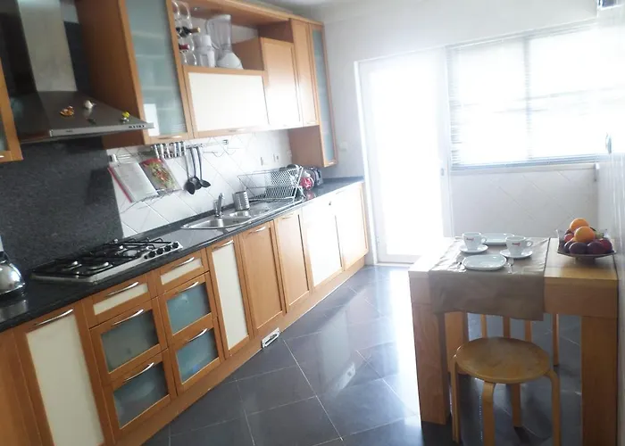 33何塞法林哈公寓 * Lisboa